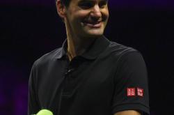 费德勒连续十场比赛得分超过夺冠，巴黎圣日耳曼不断突破！赛场气氛高涨