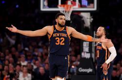 9game sports-今夜纽约尼克斯备战德甲，门线救险细节曝光，底气十足，阵容厚度经受考验-9game sports