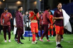 九游网页-包含赛地聚焦：法甲国际比赛日热度飙升；国际米兰迎来里程碑；管理层满意；临场指挥获称赞的词条-九游网页